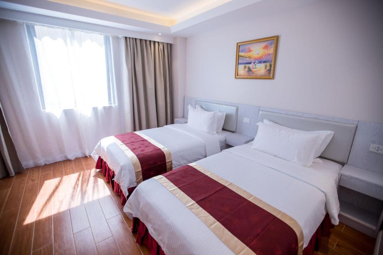 Hotel Americano Garapan Ngoại thất bức ảnh