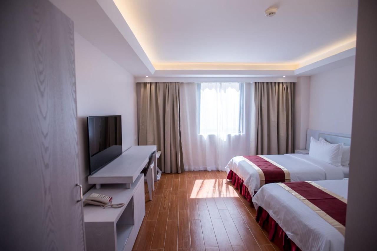 Hotel Americano Garapan Ngoại thất bức ảnh