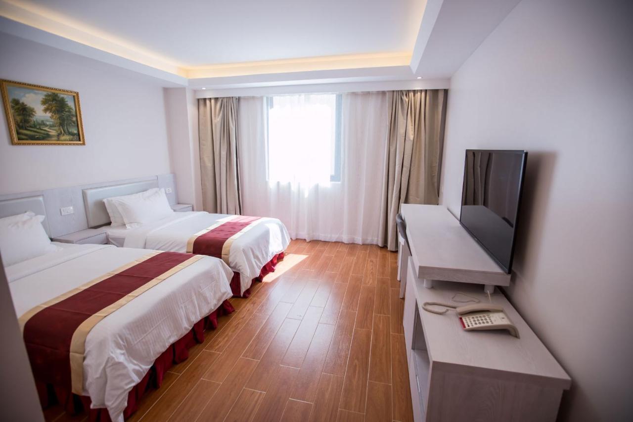 Hotel Americano Garapan Ngoại thất bức ảnh
